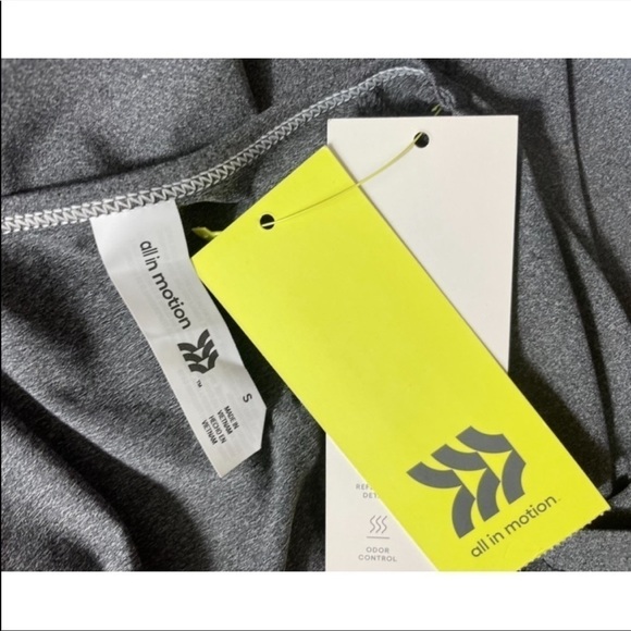 All In Motion Short Sleeve Crewneck T Shirt Gray Size Small - Picture 7 of 8